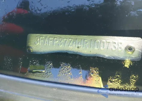 2004 Ford Focus Zx5 из США, поврежденный, VIN 3FAFP37Z44R100738